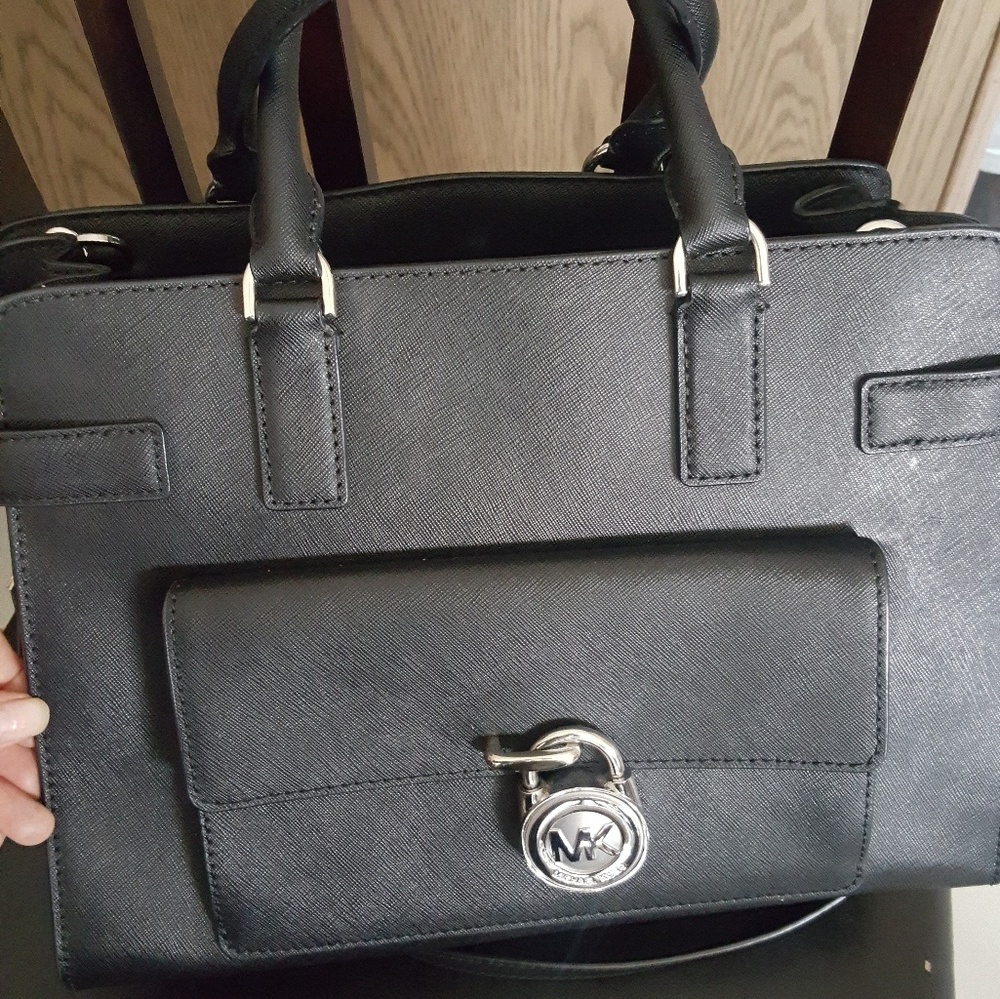 Mk purse